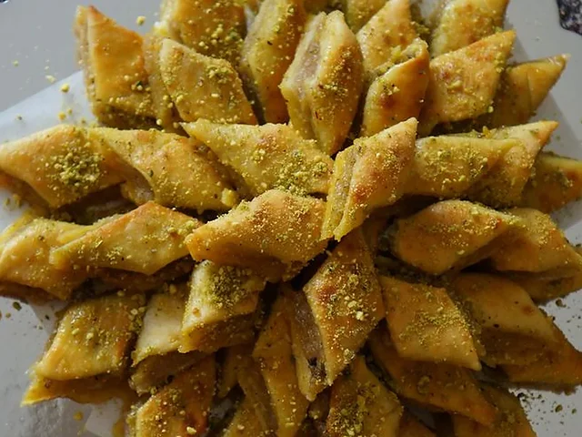 Baghlava yazdi