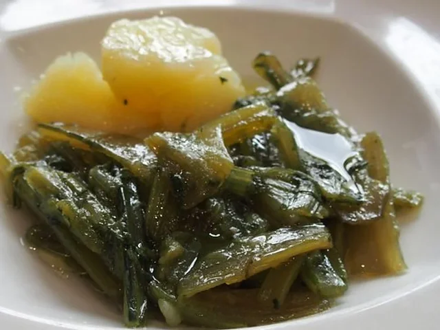 Borraja con patatas