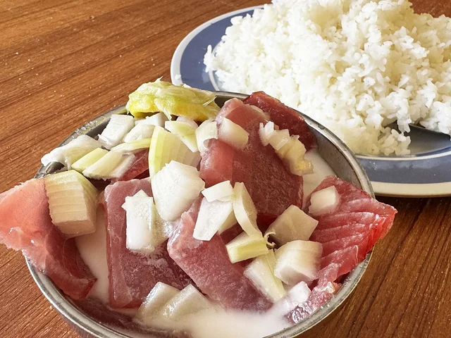 Pescado con coco de Nauru