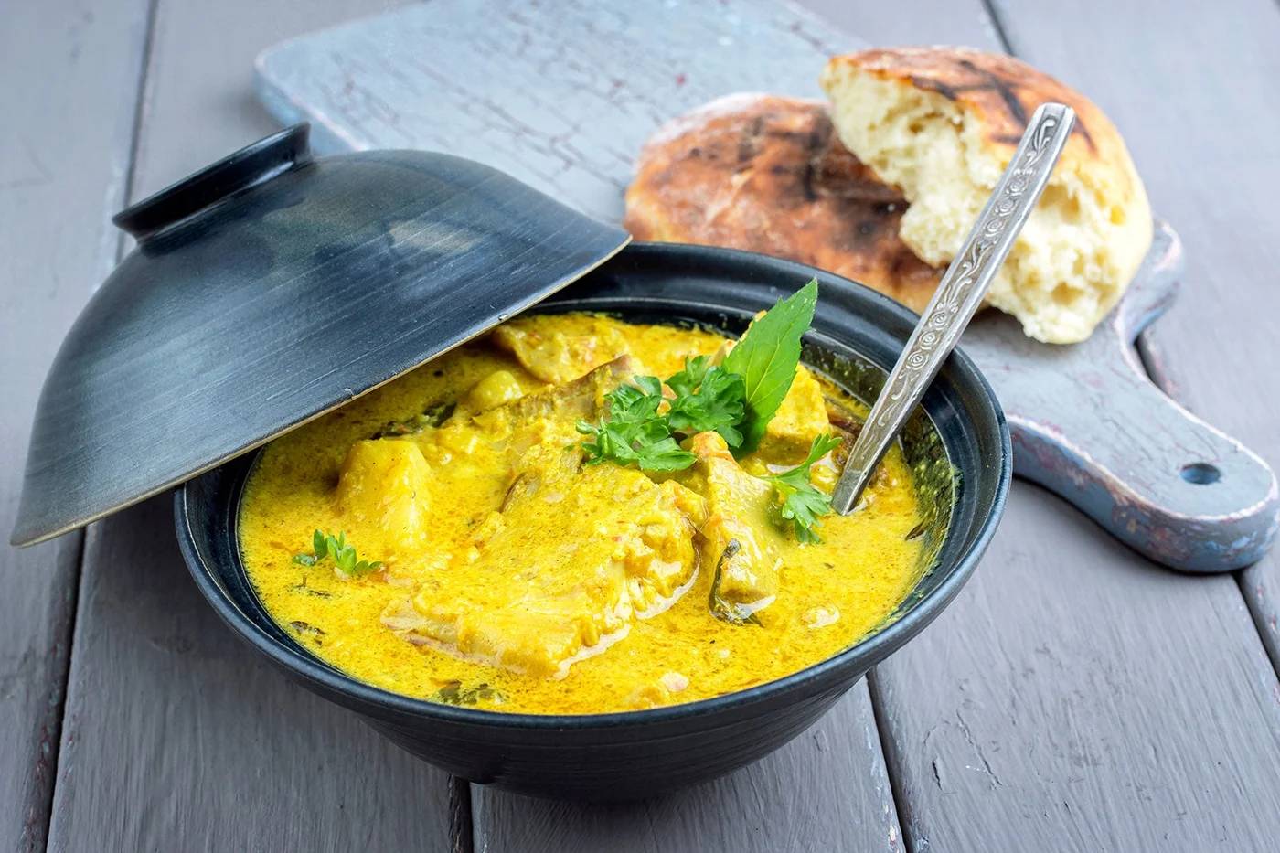 Curry de pescado fiyiano