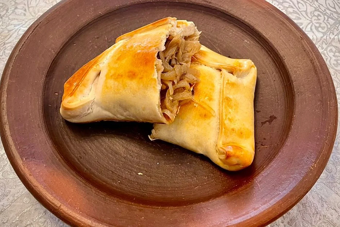 Empanadas de pequenes (de cebolla)