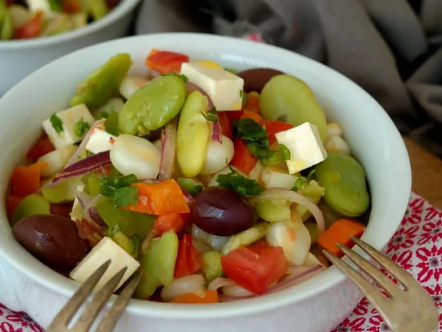 Ensalada de habas