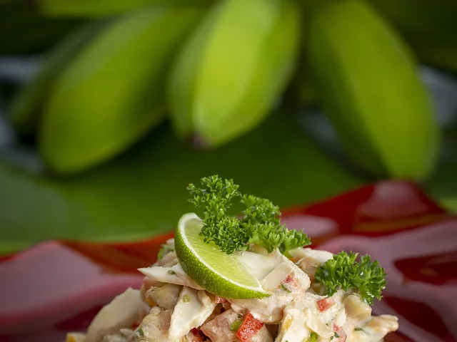 Green fig con bacalao salado