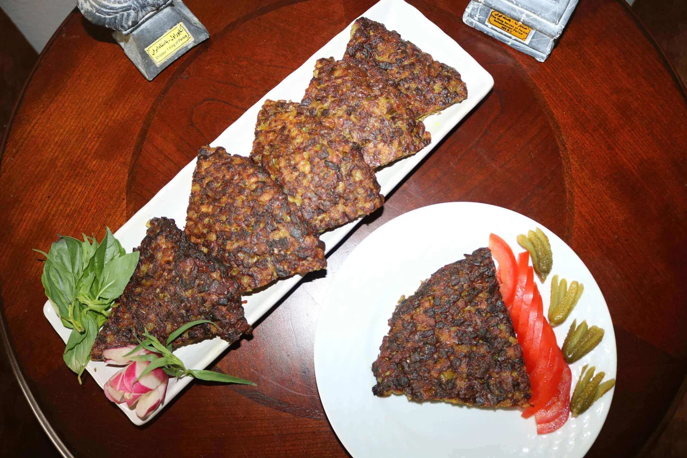 Kuku bademjan