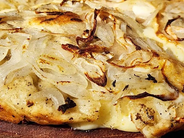 Pizza fugazza