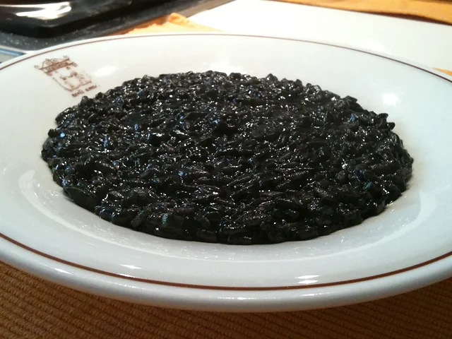Risotto al nero di seppia