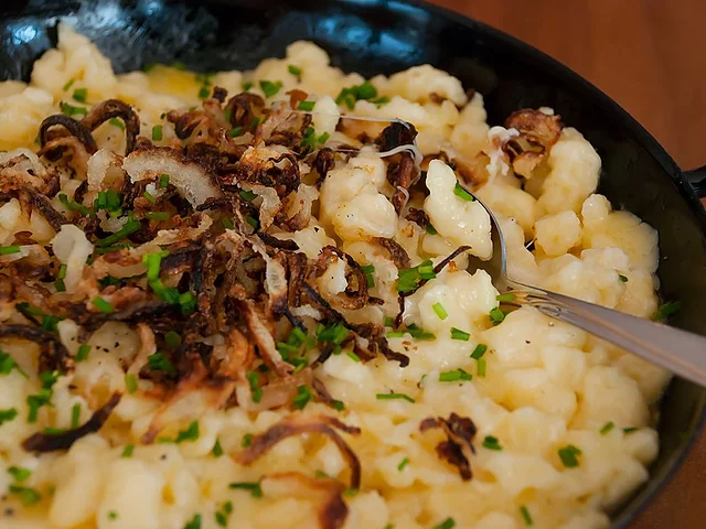 Spätzle alsacianos