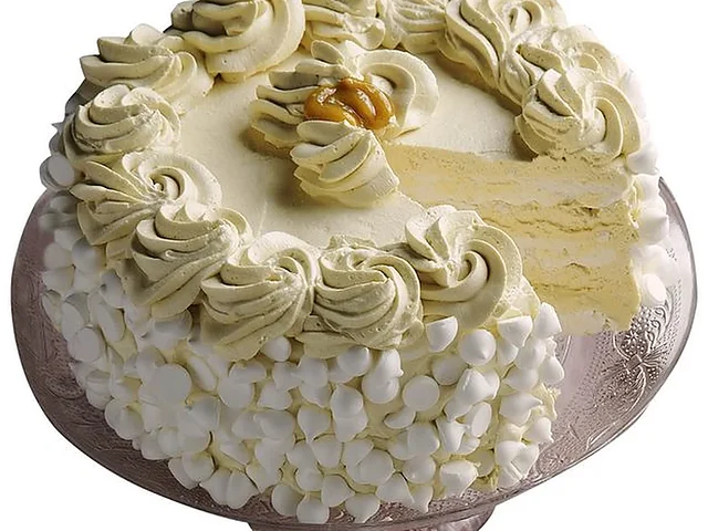 Torta de merengue lúcuma