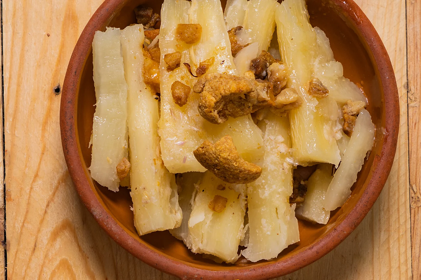 Yuca con mojo