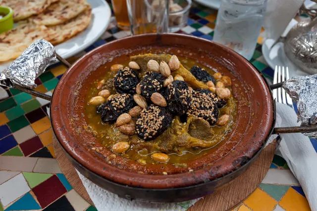 Tajine lahlou