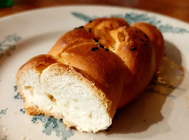 Tsoureki
