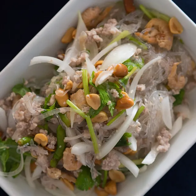Yum woon sen